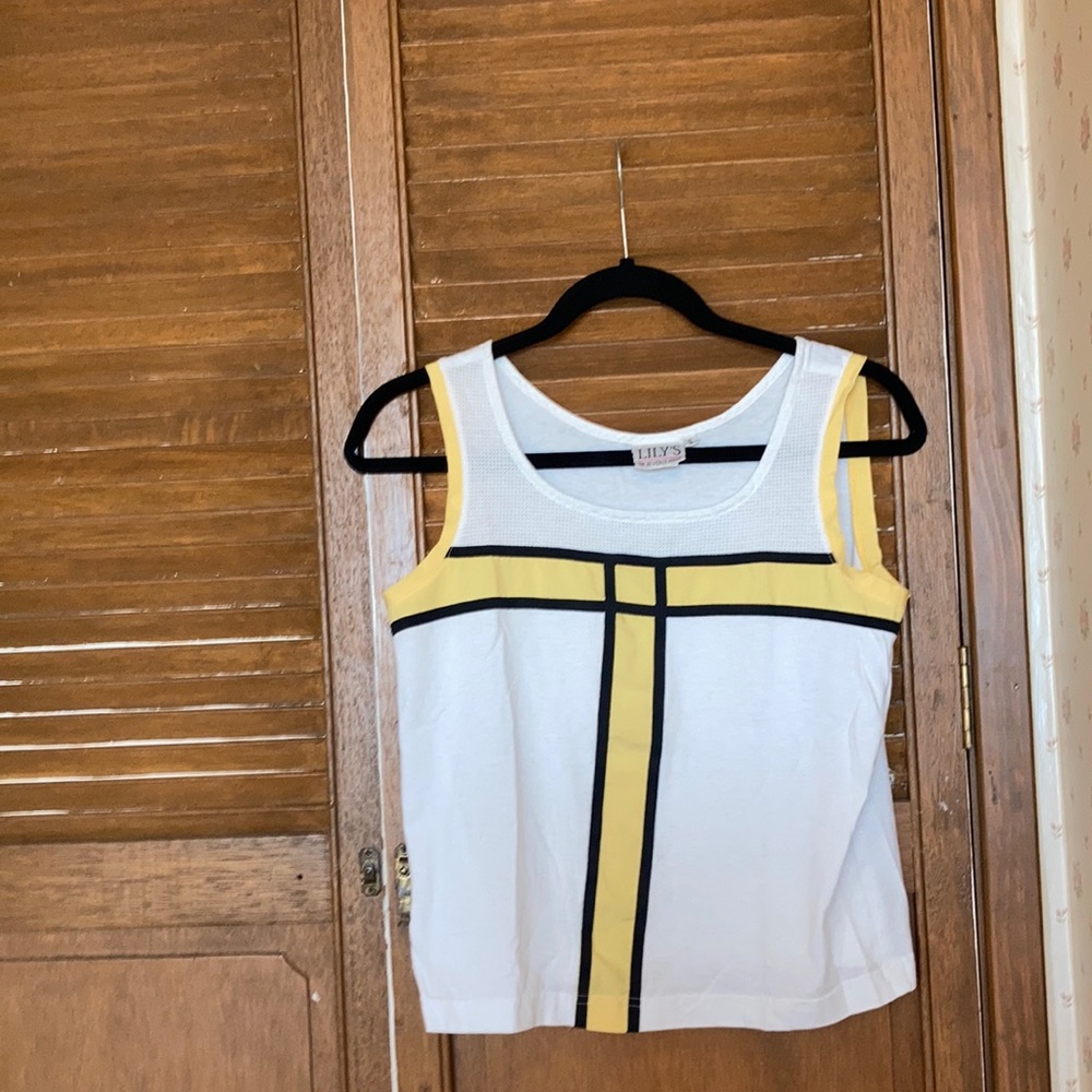 Lilly’s of Beverly Hills Women top